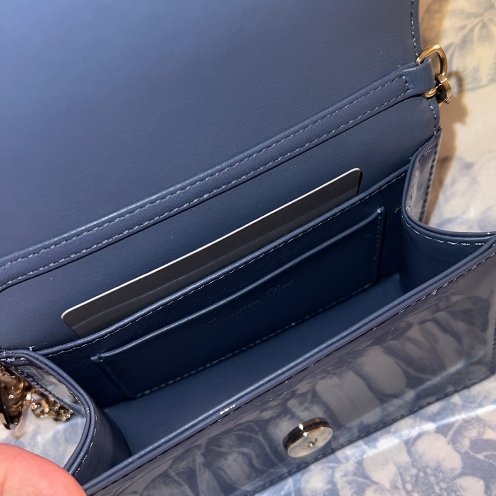 Patent leather Pouch/Belt Bag - Picture 6 of 6